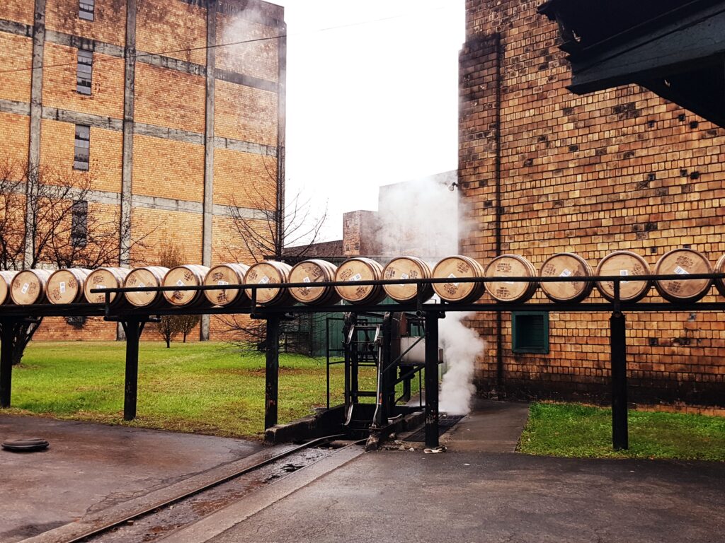 Buffalo-Trace-Frankfort-Kentucky-USA-TRUE-amerika-america-amerika-rundreisen-usa-kanada-reiseveranstalter-individuelle-usa-reisen-abenteuer-stars-hollywood-movie-blockbuster-golden-gate-brigde-freiheitsstatue