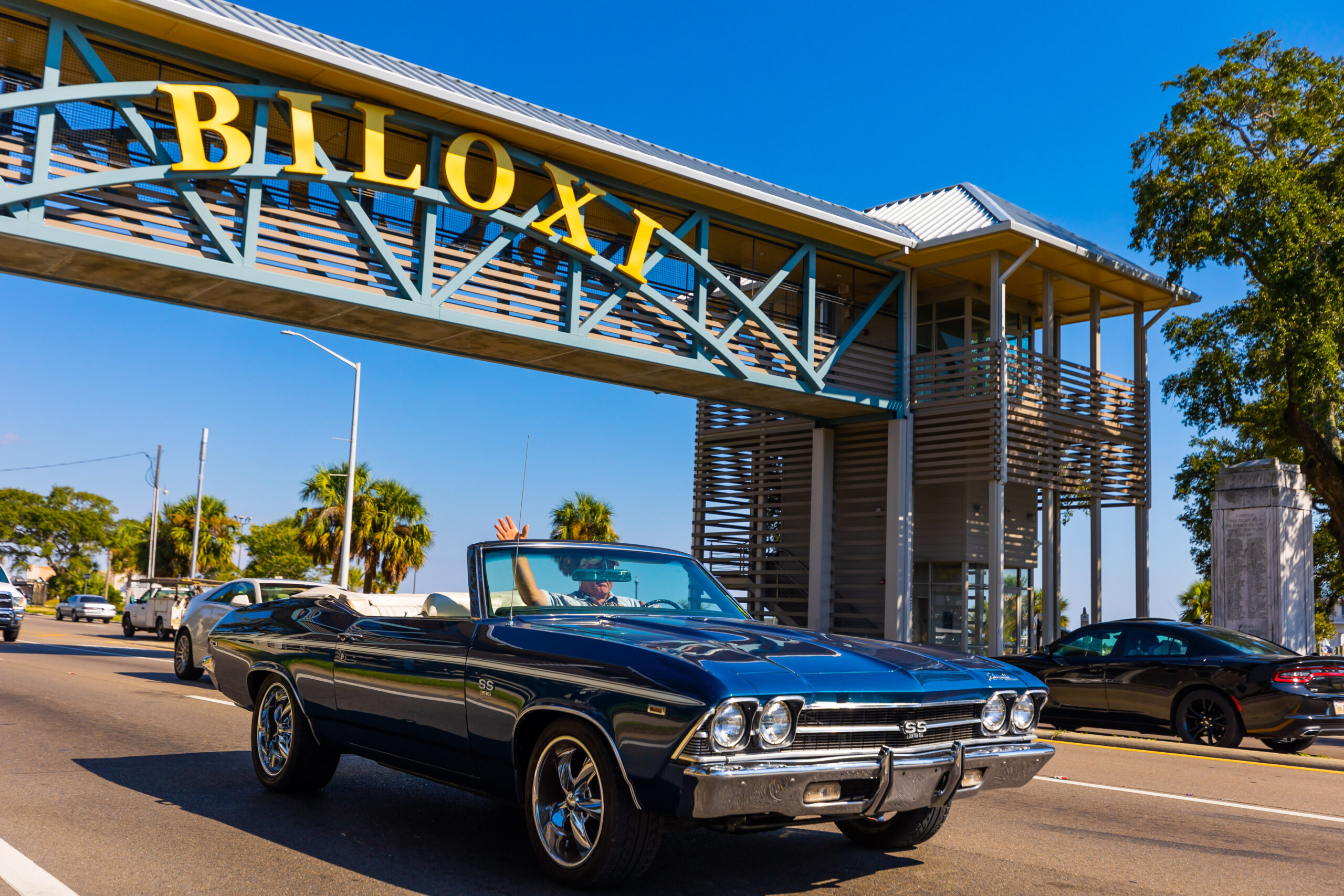 Cruisin-the-Coast-in-Gulfport-Mississippi-USA-TRUE-amerika-america-amerika-rundreisen-usa-kanada-reiseveranstalter-individuelle-usa-reisen-abenteuer-stars-hollywood-movie-blockbuster-golden-gate-brigde-freiheitsstatue