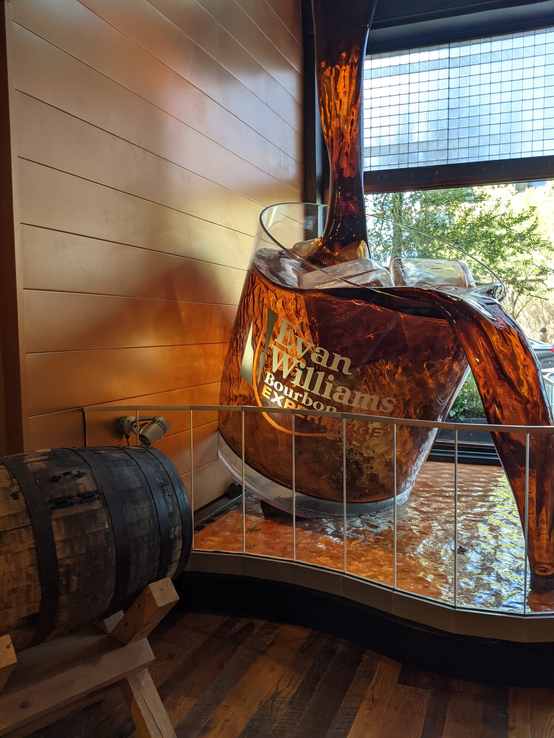 Evan-Williams-Bourbon-Experience-in-Louisville-Kentucky-USA-TRUE-amerika-america-amerika-rundreisen-usa-kanada-reiseveranstalter-individuelle-usa-reisen-abenteuer-stars-hollywood-movie-blockbuster-golden-gate-brigde-freiheitsstatue