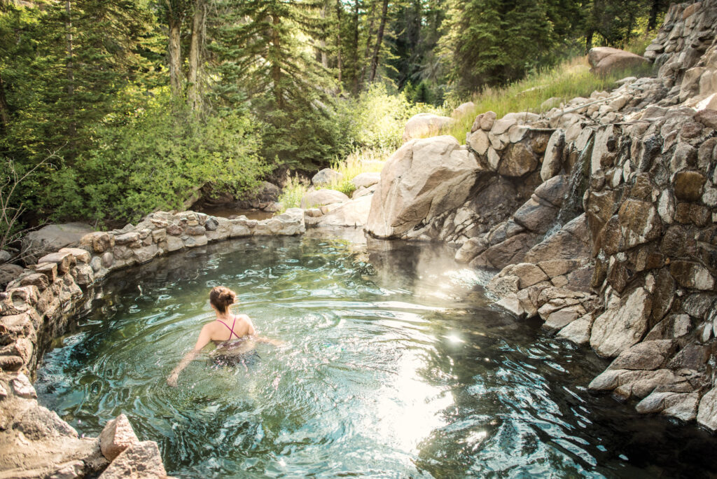 Hot-Springs-in-Steamboat-Springs-Colorado-USA-TRUE-amerika-america-amerika-rundreisen-usa-kanada-reiseveranstalter-individuelle-usa-reisen-abenteuer-stars-hollywood-movie-blockbuster-golden-gate-brigde-freiheitsstatue