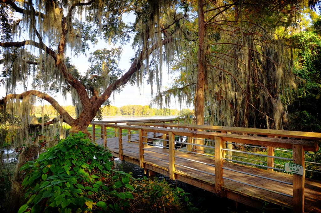 Inverness_ScenicLakesideBoardwalks-USA-TRUE-amerika-america-amerika-rundreisen-usa-kanada-reiseveranstalter-individuelle-usa-reisen-abenteuer-stars-hollywood-movie-blockbuster-golden-gate-brigde-freiheitsstatue