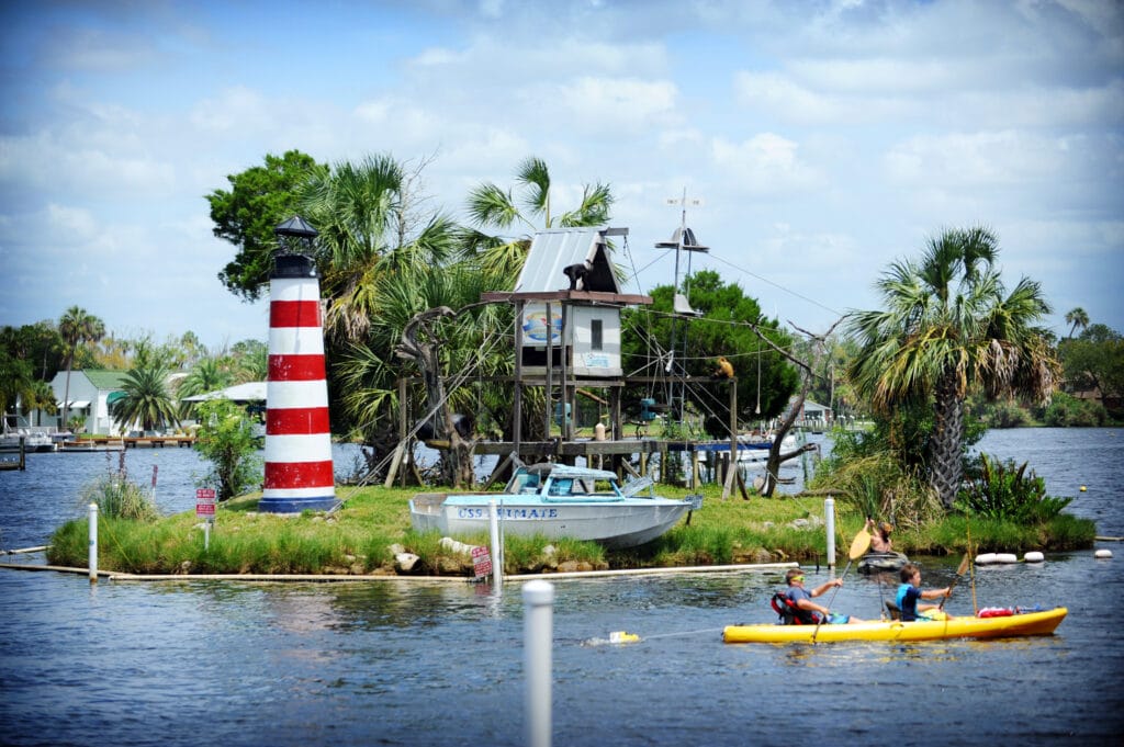 Old Homosassa_MonkeyIsland-USA-TRUE-amerika-america-amerika-rundreisen-usa-kanada-reiseveranstalter-individuelle-usa-reisen-abenteuer-stars-hollywood-movie-blockbuster-golden-gate-brigde-freiheitsstatue
